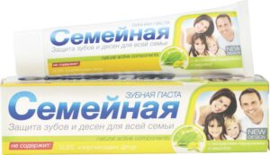 Зубная паста  Семейная с экстр.  Подорожник и зверобоя  в лам.тубе  124гр